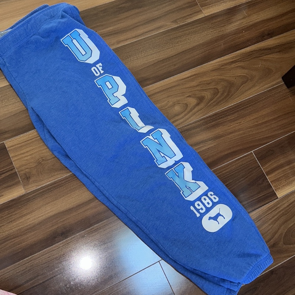 Small Victoria’s Secret PINK 2008 vintage sweatpants